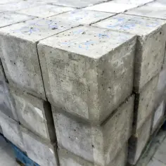 Ile kosztuje metr sześcienny betonu B25? Ceny i czynniki